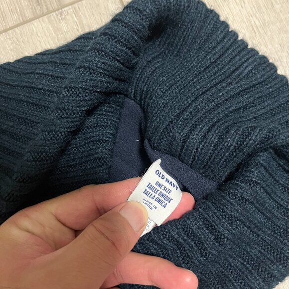 Old Navy Beanie Hat Winter Pom Beanie Hat One Size Navy Blue - Picture 3 of 3